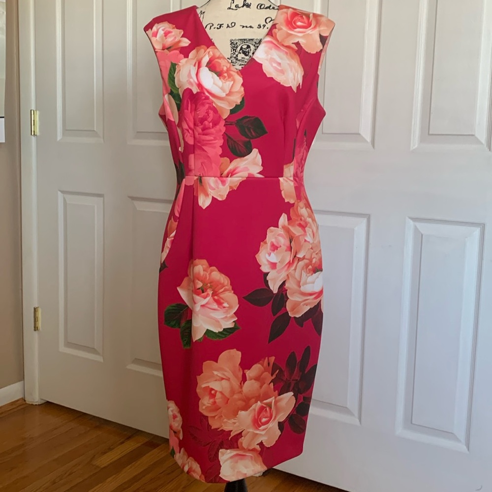 GUC CALVIN KLEIN PINK FLORAL PRINT SCUBA CREPE SHEATH DRESS